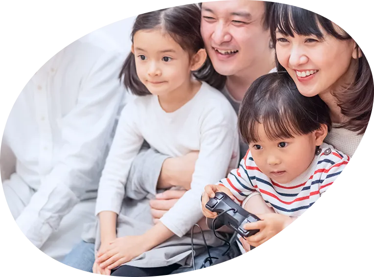 介護福祉とエンタテインメントの融合を表現したメインビジュアル